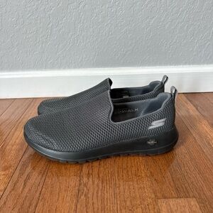 Skechers Go Walk Walking Shoes Slip On Sneakers Women’s Size 9.5 Charcoal Gray